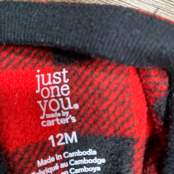 Carter footed Christmas pajamas 12 months - Picture 6 of 6